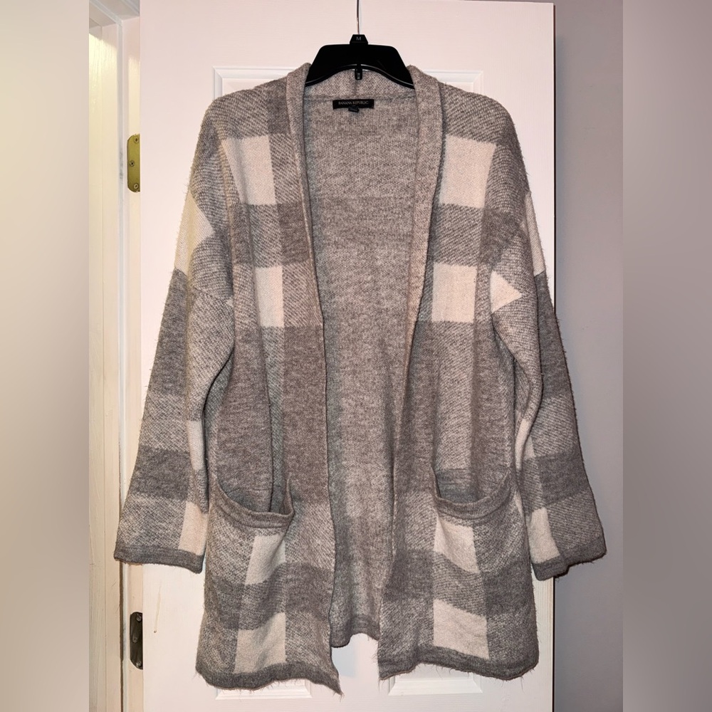 Banana Republic Gray and Cream Plaid Cardigan with Pockets